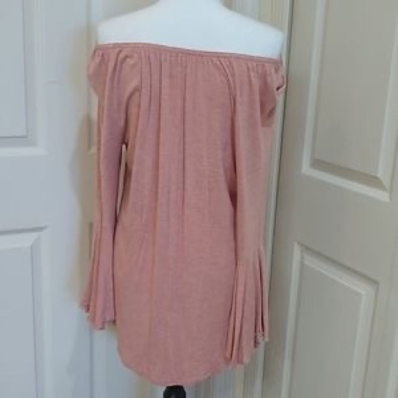 Gibson Latimer Soft Pink Bell Sleeve Long Sleeve Tunic Top - Picture 4 of 5